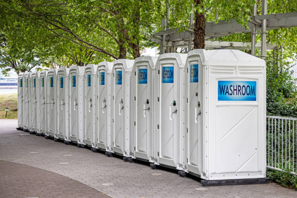 Best Construction site porta potty rental  in Myers Corner, NY